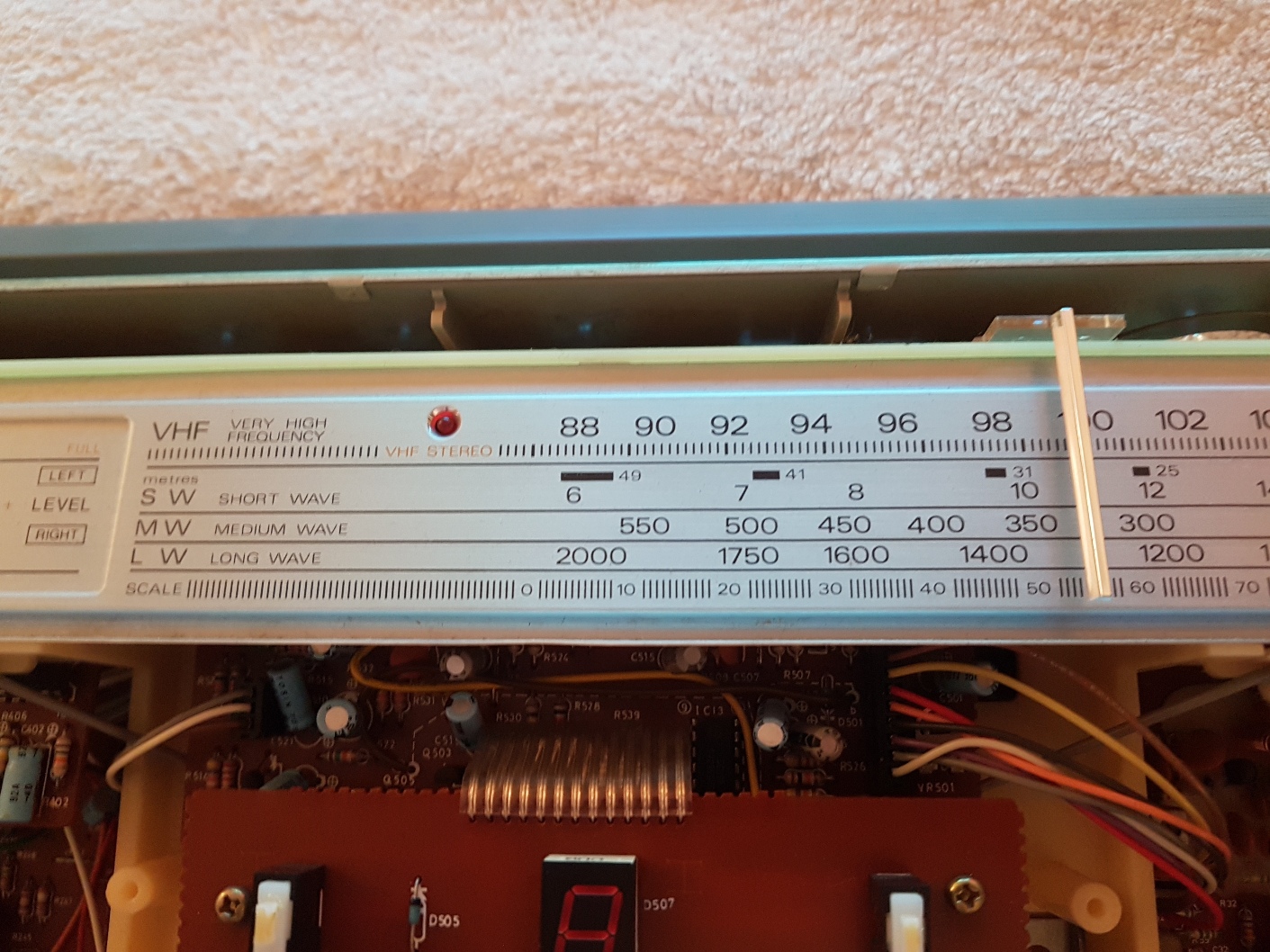 Crown CSC-960L Radio Recorder = January 2017 (26).jpg