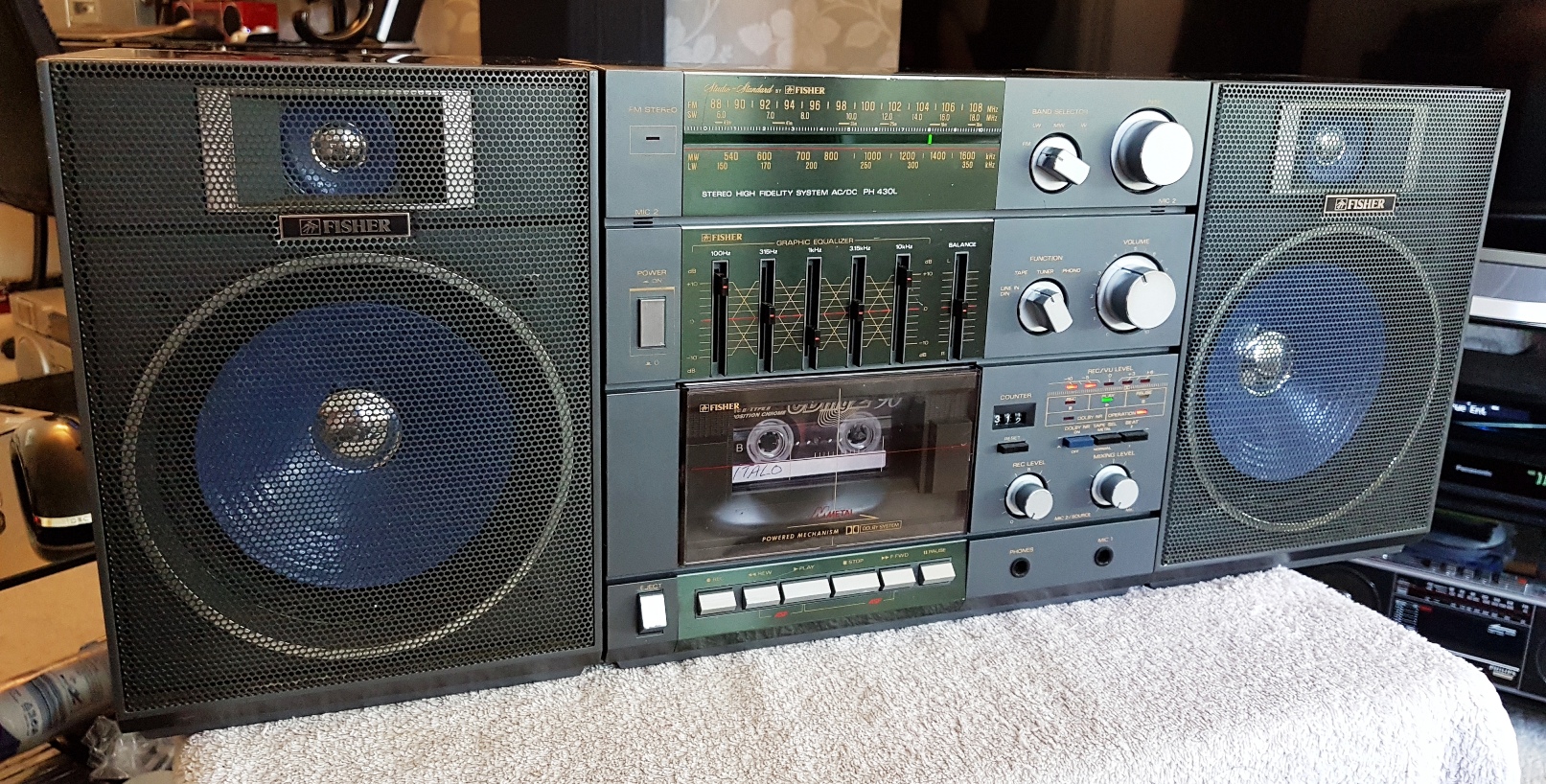 Fisher PH-430LG Portable Compo System Speaker Transplant - 27 May 2018 (2).jpg