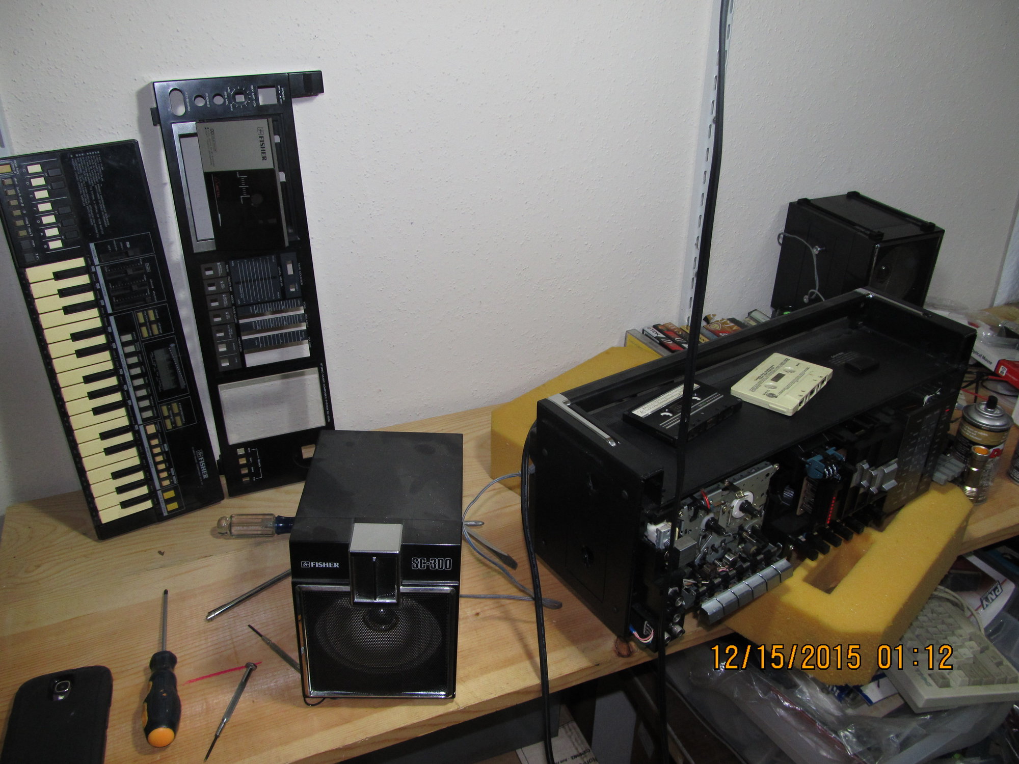 IMG_3366 Fisher SC-300K keyboard boombox.JPG