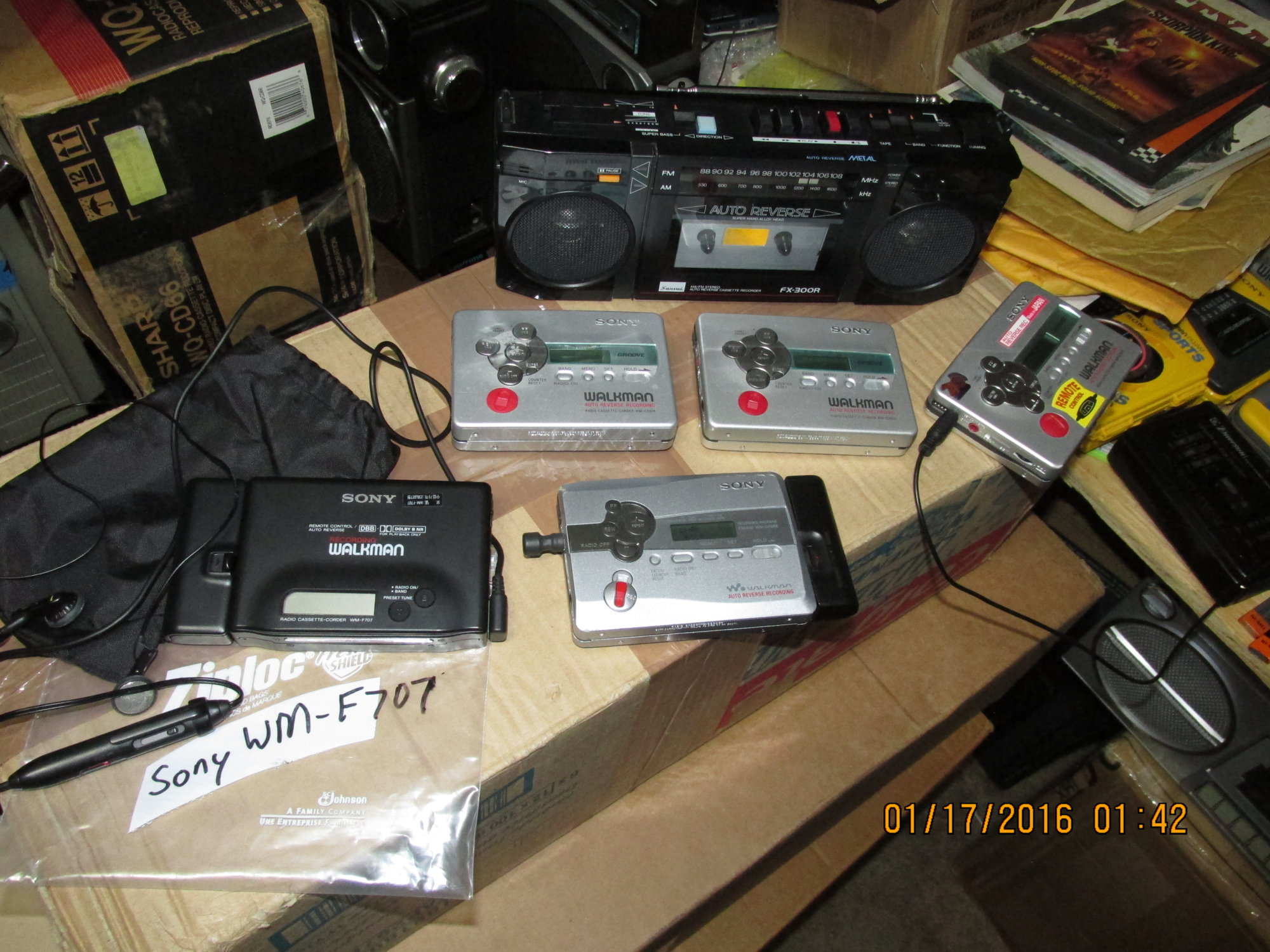 IMG_4109 Sony thin recording walkman WM-F707 GX-670 or GX674 or GX688.JPG