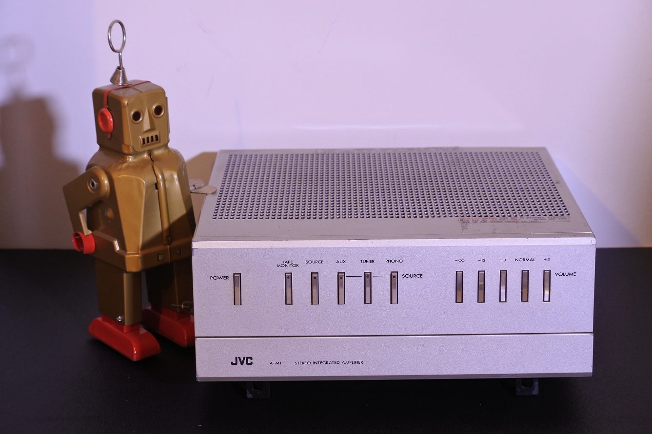 JVC A-M1.jpg