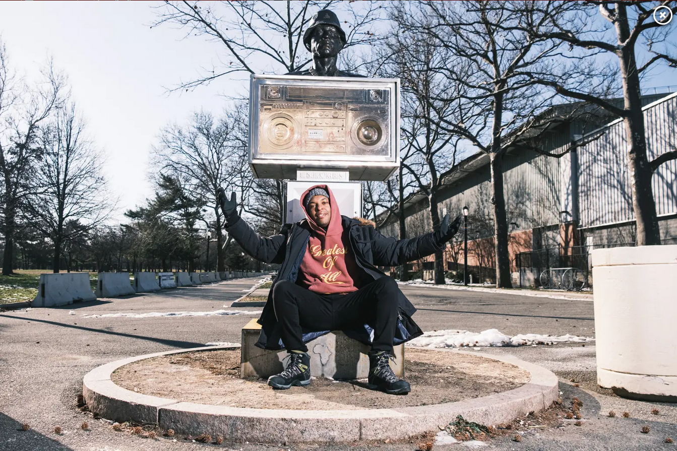 New LL Cool J statue in Queens.png