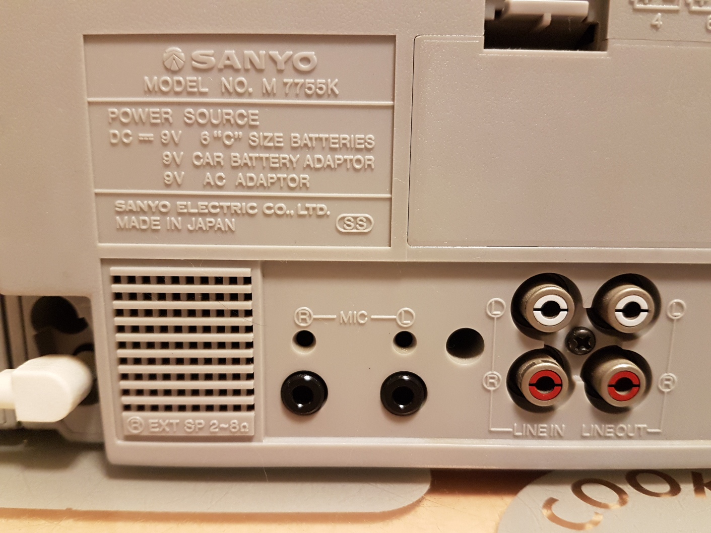 Sanyo M7755K Radio Recorder - February 2017 (13).jpg