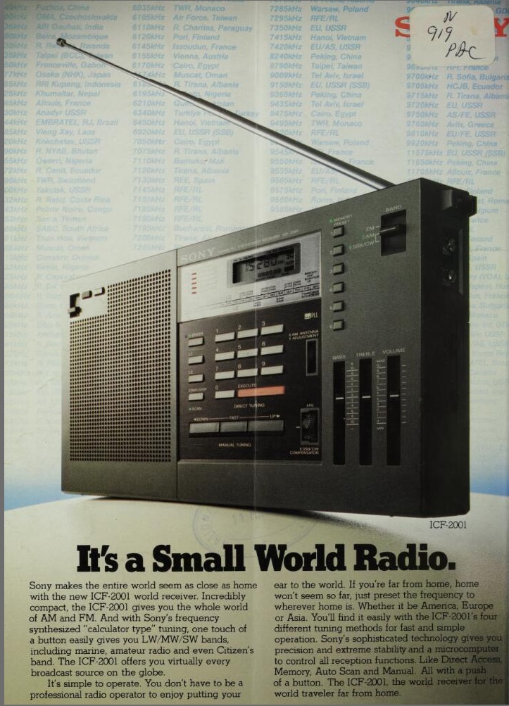 Sony ICF-2001 1980 2.jpg