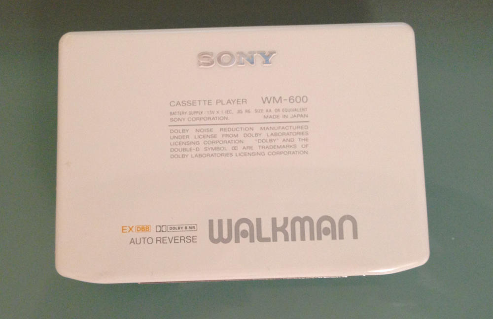 sonyWM600_5.jpg