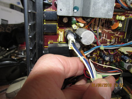 IMG_9004 Sharp GF-8585 X GF-8585X other plug.JPG