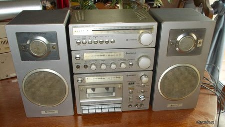 Hitachi HA-M2 FT-M2.jpg