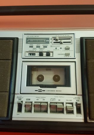 PIONEER SK-71 BOOMBOX 1.jpg