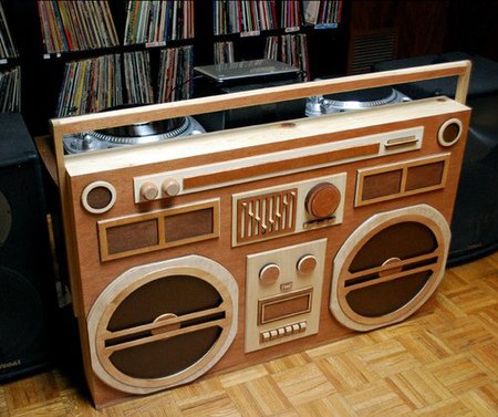 wooden-boombox-2.jpg