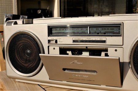 PIONEER SK-200SV (FM-AM ONLY).jpg