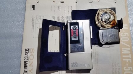 Sony_Micro_Walkman_M50 (2).jpg