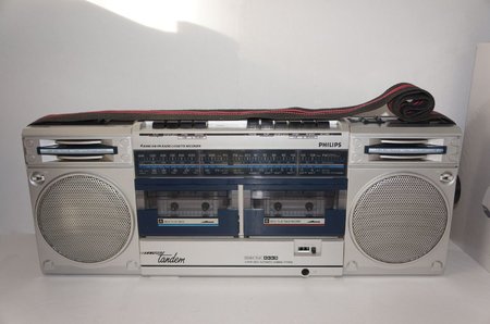 Philips D8334 Double deck boombox.jpg