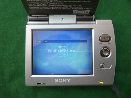 Sony Poartable DVD 2.jpg