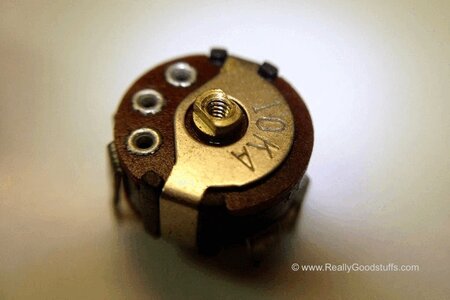 Sony Walkman WM-2 Potentiometer_gif_85_(reallygoodstuffs.com).jpg