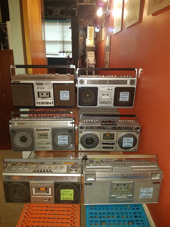 THANKS KIJIJ!--6 BOOMBOXES IN HALLWAY.jpg