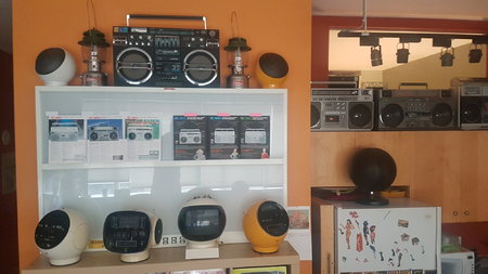 BOOMBOX WALL COLLECTION TORONTO WELTRON CLAIRTONE BRAUN EIGHT.jpg