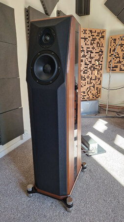 Speaker.jpg