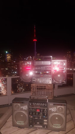 BOOMBOX TORONTO SKYLINE WELTRON CLAIRTONE BRAUN 28.jpg