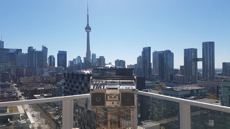 BOOMBOX TORONTO SKYLINE WELTRON CLAIRTONE BRAUN MAGNAVOX D8803 THE ELEPHANT.jpg