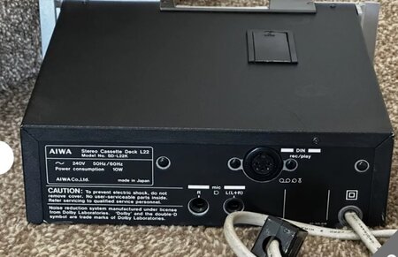 Aiwa L22 no DC.jpg