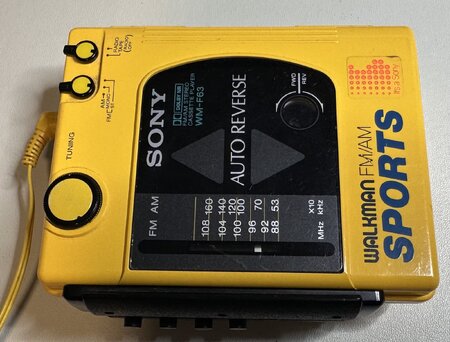 Walkman_front.jpeg