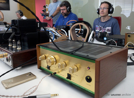 Headphone high-end Lleida meeting 04.jpg
