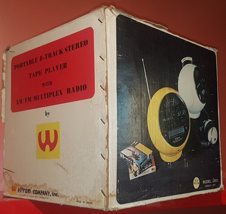 WELTRON 2001 YELLOW PACKAGING BOX SPACE AGE 5.jpg